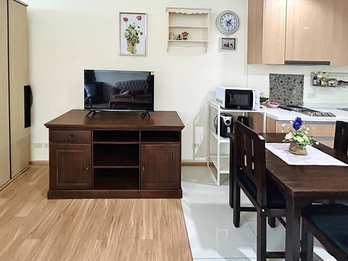 For RentCondoRatchathewi,Phayathai : For rent, good price, Villa Rachatewi, near BTS, Studio room, 40 sq m., fully furnished, ready to move in