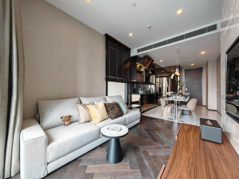 For RentCondoSukhumvit, Asoke, Thonglor : ♦ Modern Luxury ♦ 10+ floor, 72.36 sq.m. | 2 bedrooms 2 bathrooms | Near Thonglor BTS Station 1 min, Gateway Ekamai 6 mins, Sukhumvit Hospital 6 mins