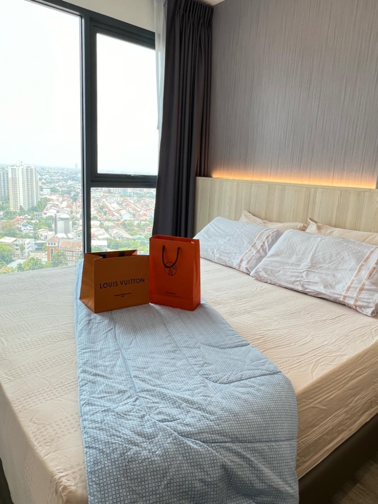 For RentCondoOnnut, Udomsuk : *Hot* IDEO sukhumvit 66 close to BTS udomsuk 1 bed 1bath Please call 095-3905490