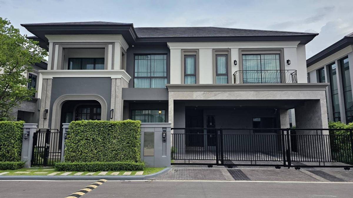 For SaleHouseLadkrabang, Suwannaphum Airport : House for sale, Grand Bangkok Boulevard, size 447 Sq.m, 4 bed, 5 bath, only 42 MB, contact 086-795-9997 Jimmy