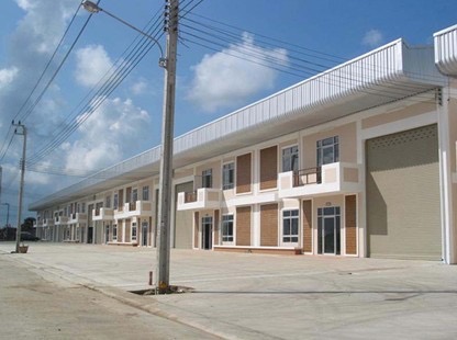 For RentWarehouseSamut Prakan,Samrong : Factory for rent, Pracha Uthit, Khu Sang, Phra Samut Chedi, Samut Prakan, 412.60 sq m.