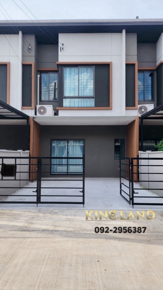 For RentTownhousePathum Thani,Rangsit, Thammasat : For rent, 2-storey townhouse, Pleno Town, Phahon Yothin-Lam Luk Ka, Modern Minimal style, 3 bedrooms, 2 bathrooms #Pets allowed #Company registration accepted #Foreigners accepted, rental price 15,000/month