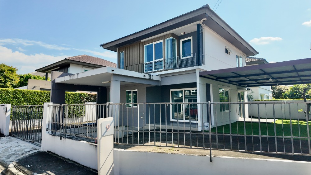 For RentHouseChiang Mai : Single house for rent, corner house, near the club, Inizio project