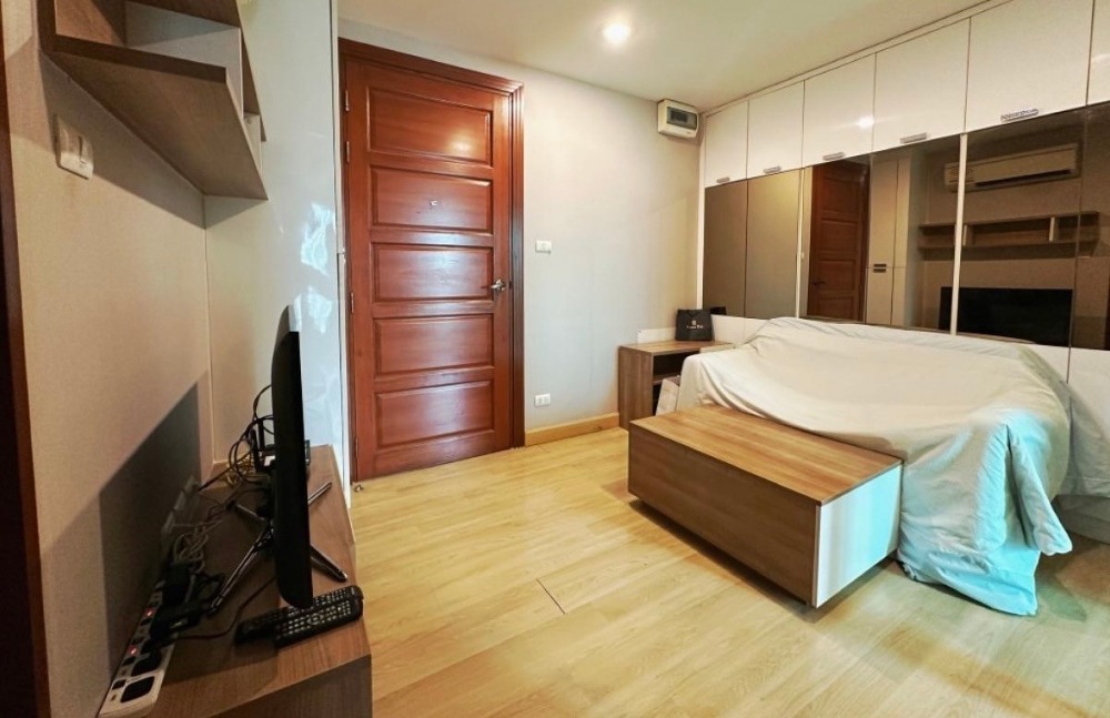 For SaleCondoRatchadapisek, Huaikwang, Suttisan : S-EMRD107 Condo for sale, Emerald Residence Ratchada, 7th floor, city view, 29.8 sq m., 1 bedroom, 1 bathroom, 2.29 million, 064-959-8900