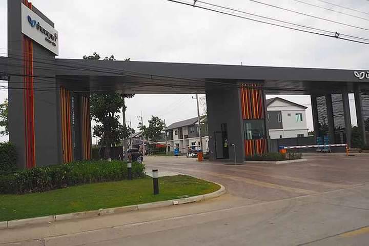 For SaleTownhomePathum Thani,Rangsit, Thammasat : 2-storey townhouse for sale