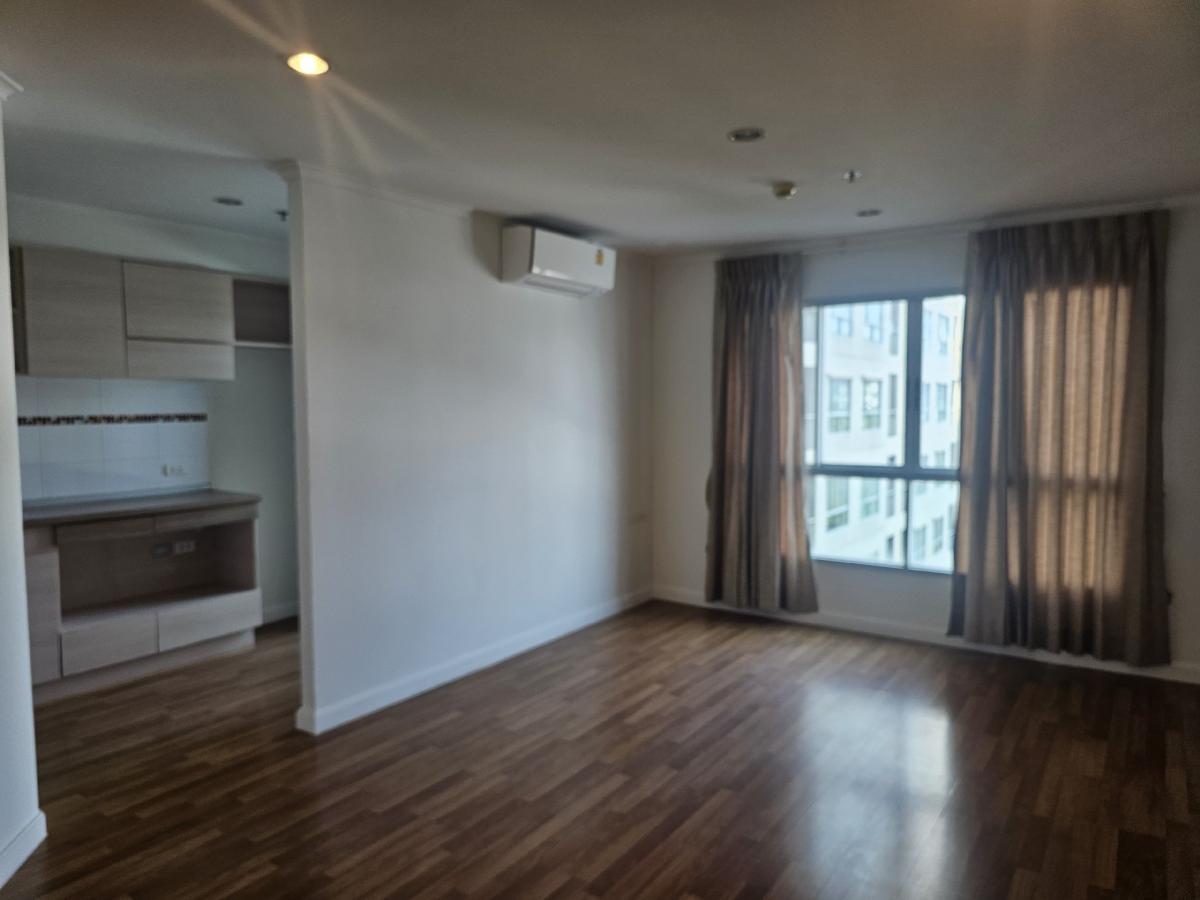 For SaleCondoKhlongtoei, Kluaynamthai : Urgent sale: Lumpini Condo Rama 4