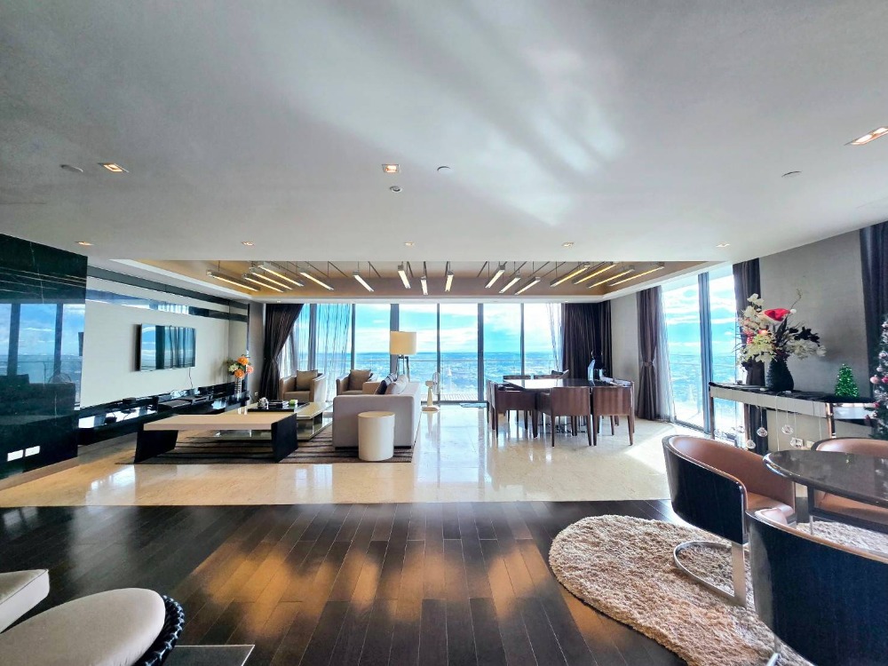 ขายคอนโดพระราม 3 สาธุประดิษฐ์ : ● Best view ● Penthouse ชั้น 50+ 341.00 ตร.ม. | 3 ห้องนอน 5 ห้องน้ำ | ใกล้ เซ็นทรัล พระราม 3 7 นาที, เทอร์มินอล21 พระราม 3 16 นาที