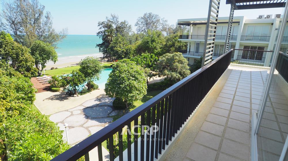 For SaleCondoHuahin, Prachuap Khiri Khan, Pran Buri : A luxury beachfront Penthouse condominium, Hua Hin for sale and rent, Baan Nub Kluen