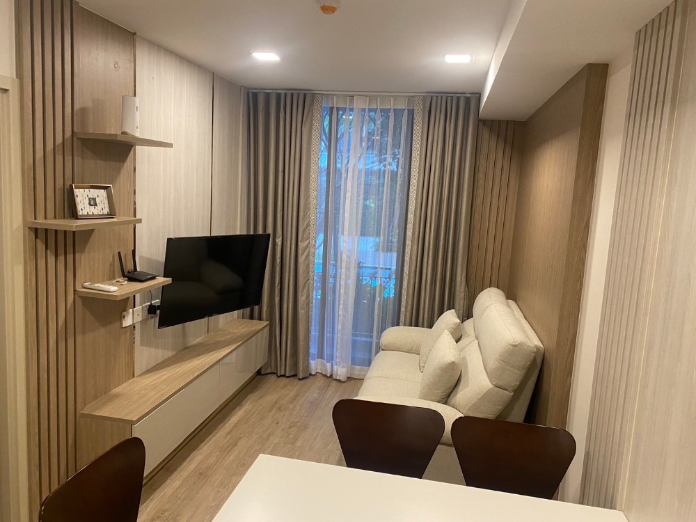 For SaleCondoSiam Paragon ,Chulalongkorn,Samyan : Urgent sale: The Nest Chula-Samyan, 2 bedrooms, price 8,000,000 baht. Interested, contact 065-464-9497.