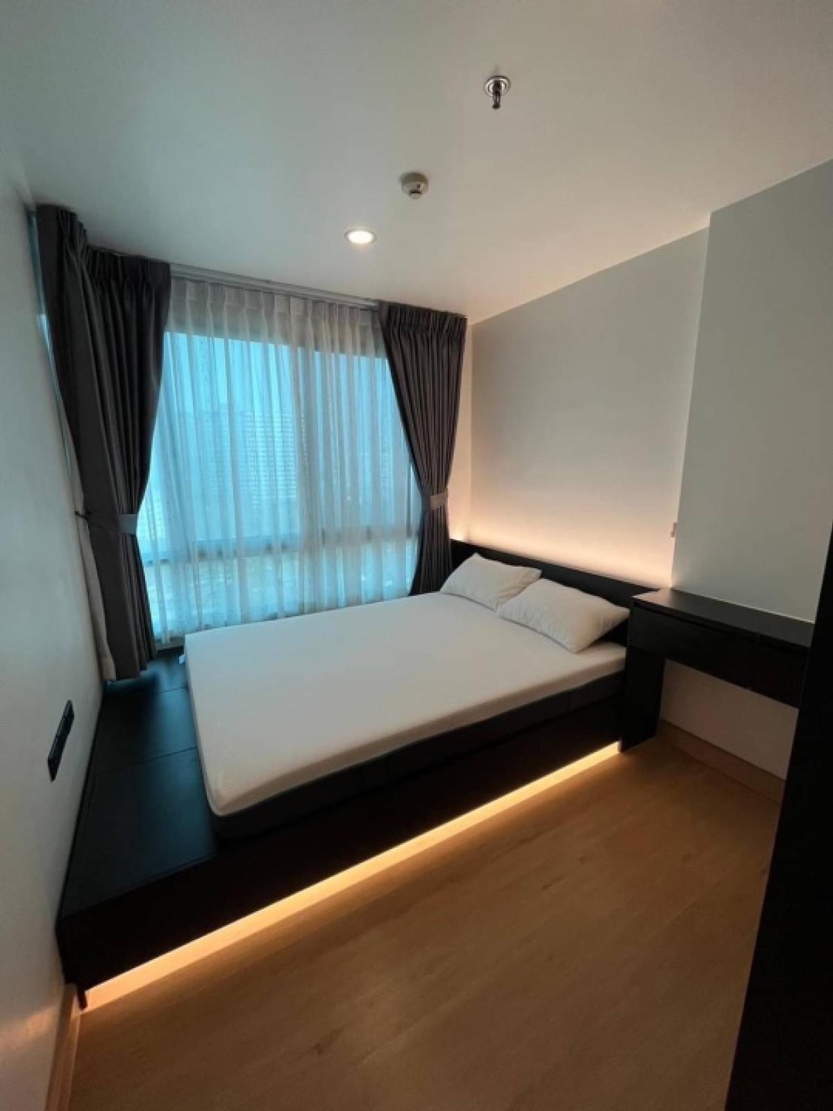 For RentCondoOnnut, Udomsuk : The Base Sukhumvit 77, beautiful room, 30 sq.m., with furniture, 14,000 baht