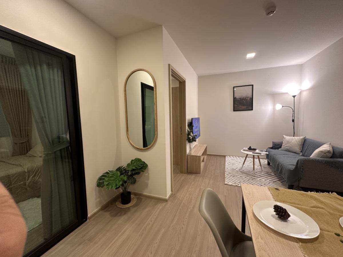 For RentCondo : ให้เช่าคอนโดมี นวนครCondo ME Navanakorn (คอนโด มี นวนคร)*ไม่รับเลี้ยงสัตว์และสูบบุหรี่*ขนาดห้อง 36 ตรม.ชั้น 4อาคาร E2 ห้องนอน 1 ห้องน้ำ  เตียงขนาด 5 ฟุต 1  เตียง 3.5ฟุต 1 เตียง