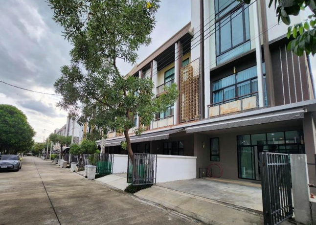 For SaleTownhouseBang Sue, Wong Sawang, Tao Pun : Townhouse for sale, Flora, Flora Wong Sawang, 4 bedrooms, 4 bathrooms