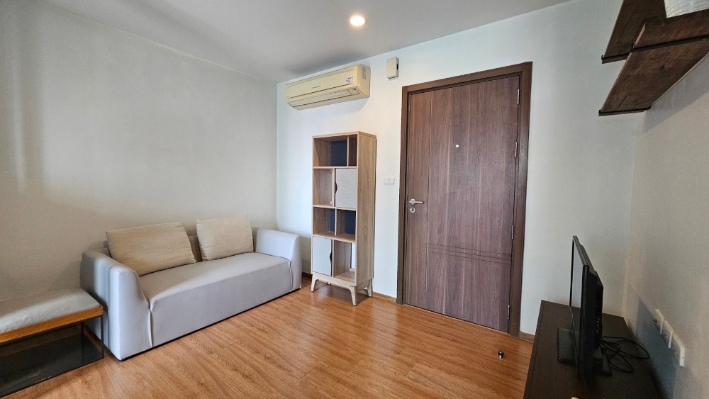 For RentCondoOnnut, Udomsuk : 🚝For rent: The Base 77, 18th floor, beautiful room, fully furnished, washing machine included, good common area condo, many amenities, price 13,000 baht.