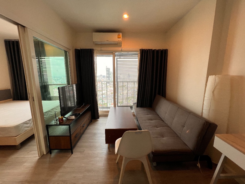 For RentCondoSathorn, Narathiwat : ✨Hot Deal!!! For Rent Spectacular 1 Bed High floor, The Key Sathorn-Charoenraj near Surasak BTS✨