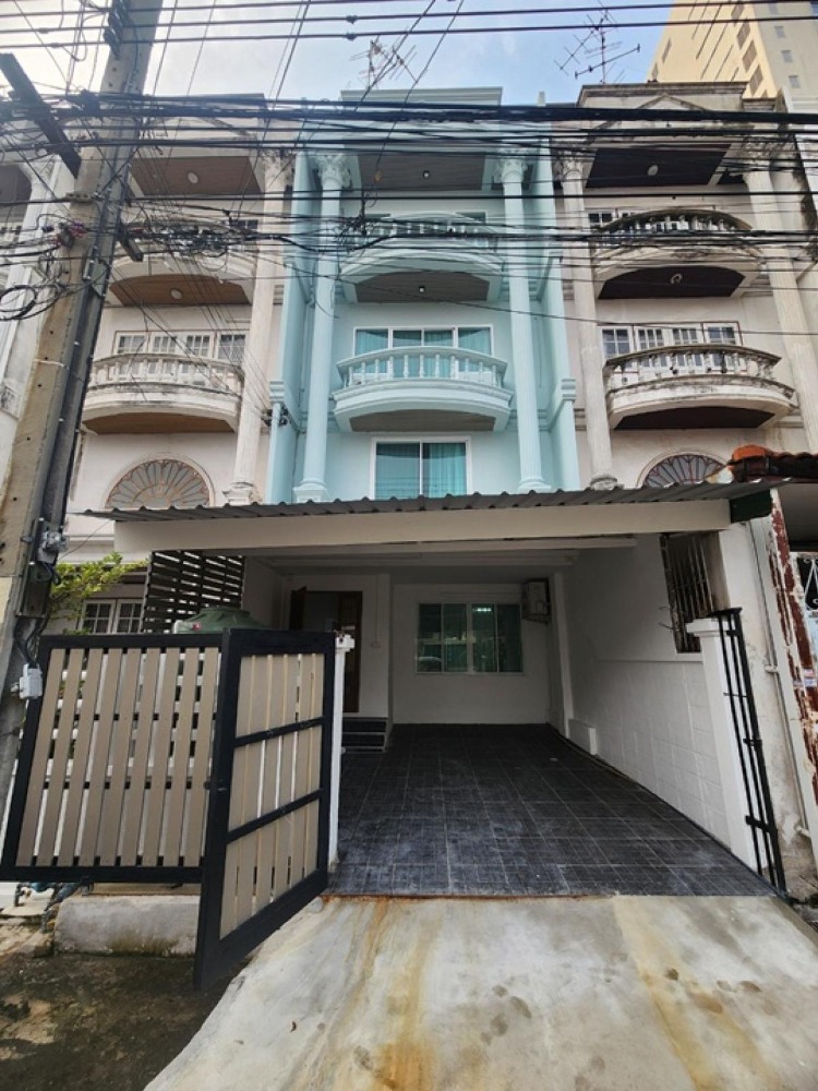 For RentTownhouseBangna, Bearing, Lasalle : Rent TownHouse Bangna Soi 14, 4-storey townhouse for rent, Thawanniwet Village, Bangna-Trad Soi 14, 5 bedrooms, 3 bedrooms