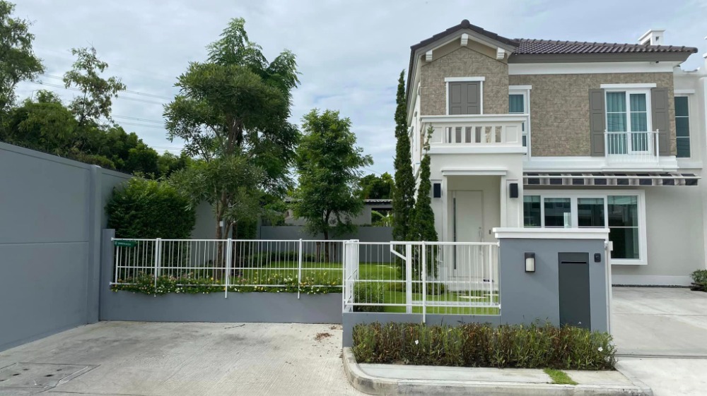 For RentHouseBangna, Bearing, Lasalle : 2-storey detached house, corner room, furnished, beautifully decorated, for rent in Bangna-Ramkhamhaeng 2 area, near Mega Bangna