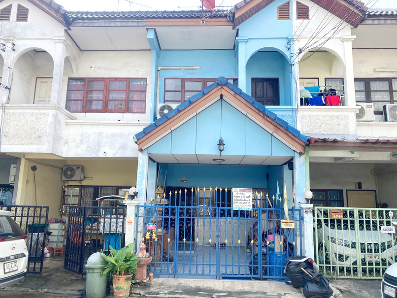 For SaleTownhouseNawamin, Ramindra : 🚩H1217 Townhouse for sale, 16 square wah, Jinda Town Village, good location near fresh market, Soi Khubon 27, Intersection 58 (Ram Intra Km. 8)