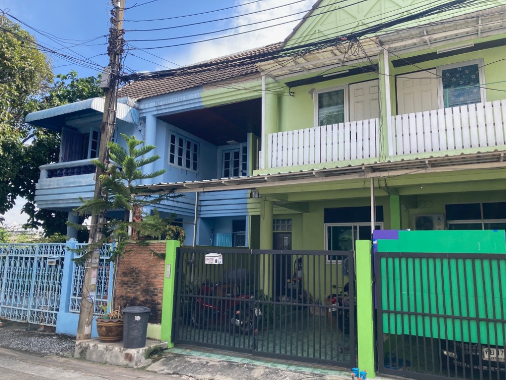 For SaleTownhouseNawamin, Ramindra : 🚩H1218 Townhouse for sale, 20 square wah, Bodintharaksa Village 3, Soi Khubon 27, Intersection 21 (Ram Intra Km.8), house width 5 meters, extended balcony at the back of the house