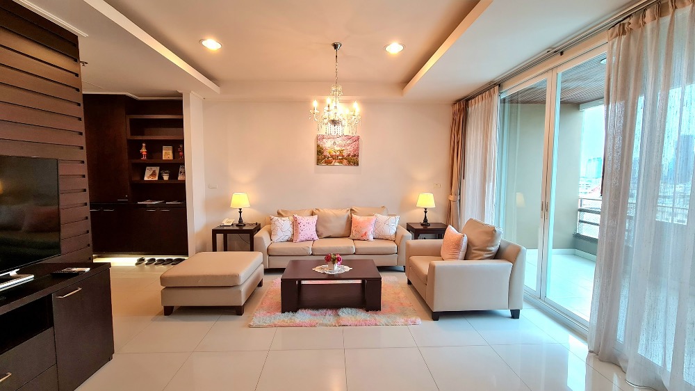 ให้เช่าคอนโดสุขุมวิท อโศก ทองหล่อ : Serviced Apartment for rent 2 bedroom 2 bathroom size 173 sqm. price 76,000 permonth