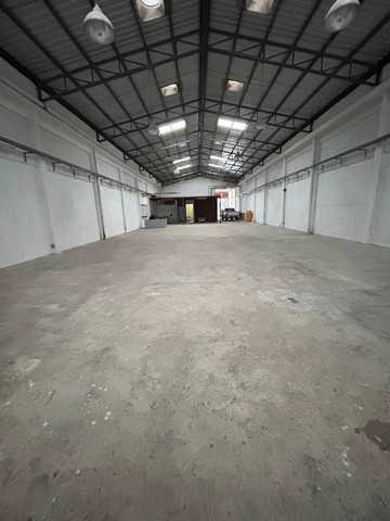 For RentWarehouseSamut Prakan,Samrong : HR1932 Warehouse for rent with office, area 230 sq w., Bang Phli area, near Suvarnabhumi Airport