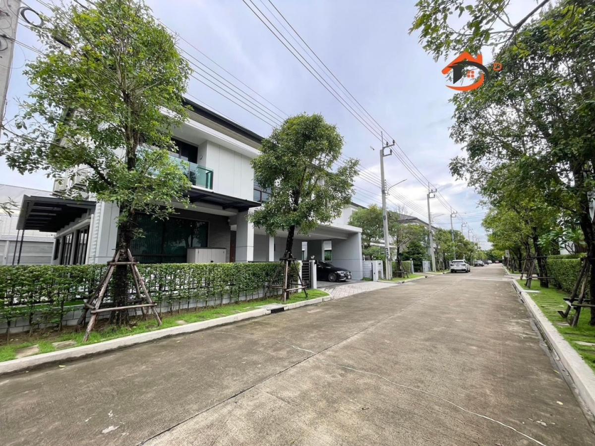 For SaleHousePattanakan, Srinakarin : Single house for sale THE CITY Rama 9 The City Rama 9-Krungthep Kreetha, Thap Chang Subdistrict, Saphan Sung District, Kanchanaphisek parallel road, Srinakarin-Romklao exit, Si Rat Expressway and Motorway, convenient, near Suvarnabhumi Airport