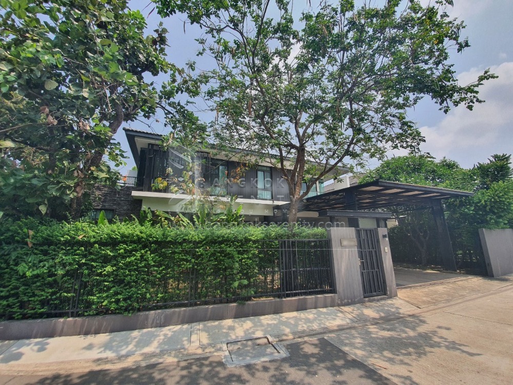 ให้เช่าบ้านบางนา แบริ่ง ลาซาล : Single house for rent at Mantana 1 Bangna Km.7