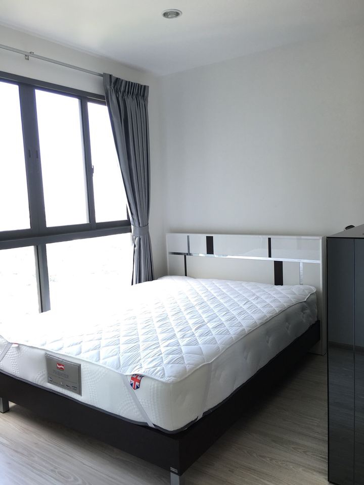 For RentCondoBangna, Bearing, Lasalle : 🌺✨FOR RENT>> I Deo Mobi Sukhumvit Eastgate>> Condo next to BTS Bangna, 28th floor, room size 24 sq m., complete electrical appliances, complete furniture, with glass bar counter #LV-MO848