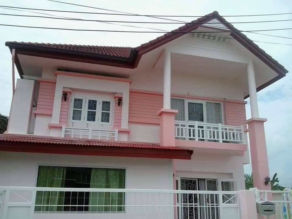 For SaleHouseMin Buri, Romklao : For sale: 2-storey detached house, corner house, near the electric train, motorway, airport, Flora Ville Village, Suwinthawong