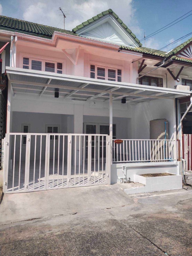 For SaleTownhousePathum Thani,Rangsit, Thammasat : PT9 House for sale Baan Pruksa 12/1 Rangsit Klong 3