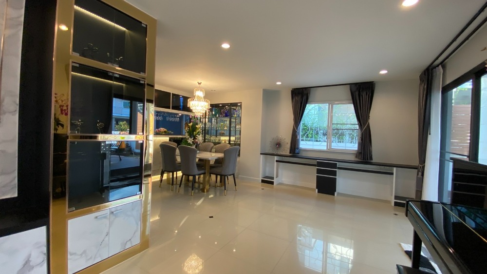 For RentHouseChaengwatana, Muangthong : 2-storey single house, large house near Muang Thong Thani, Chuen Chuen Modus Centro Village (Chaeng Watthana)