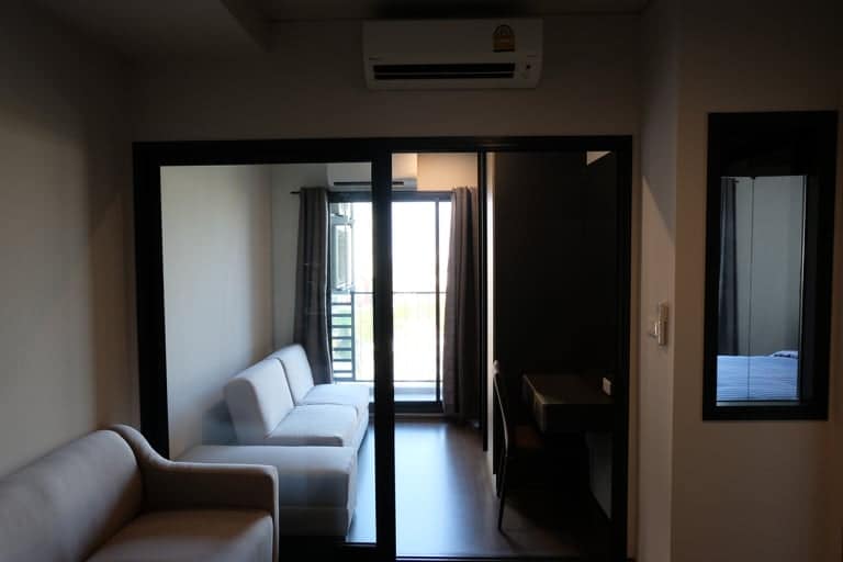 For RentCondoSapankwai,Jatujak : ID339_P IDEO PHAHOL - JATUJAK **Very beautiful room, fully furnished, just drag your suitcase and move in** Easy to travel, close to BTS, complete facilities