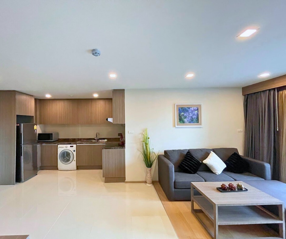 For RentCondoSukhumvit, Asoke, Thonglor : **For Rent!!** Condo in Thonglor 25 (Pet Friendly). Beautifully decorated, fully furnished, and ready to move in.