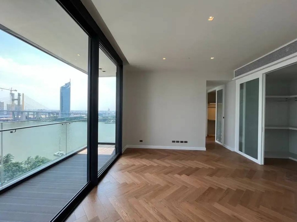 For RentCondoRama3 (Riverside),Satupadit : ♦ Pet-friendly! ♦ 10+ floor 248.00 sq.m. | 4 Beds, Chao phraya river view | near Rama 3 Road, 9 mins to Shrewsbury International School, and 10 mins to Central Rama 3