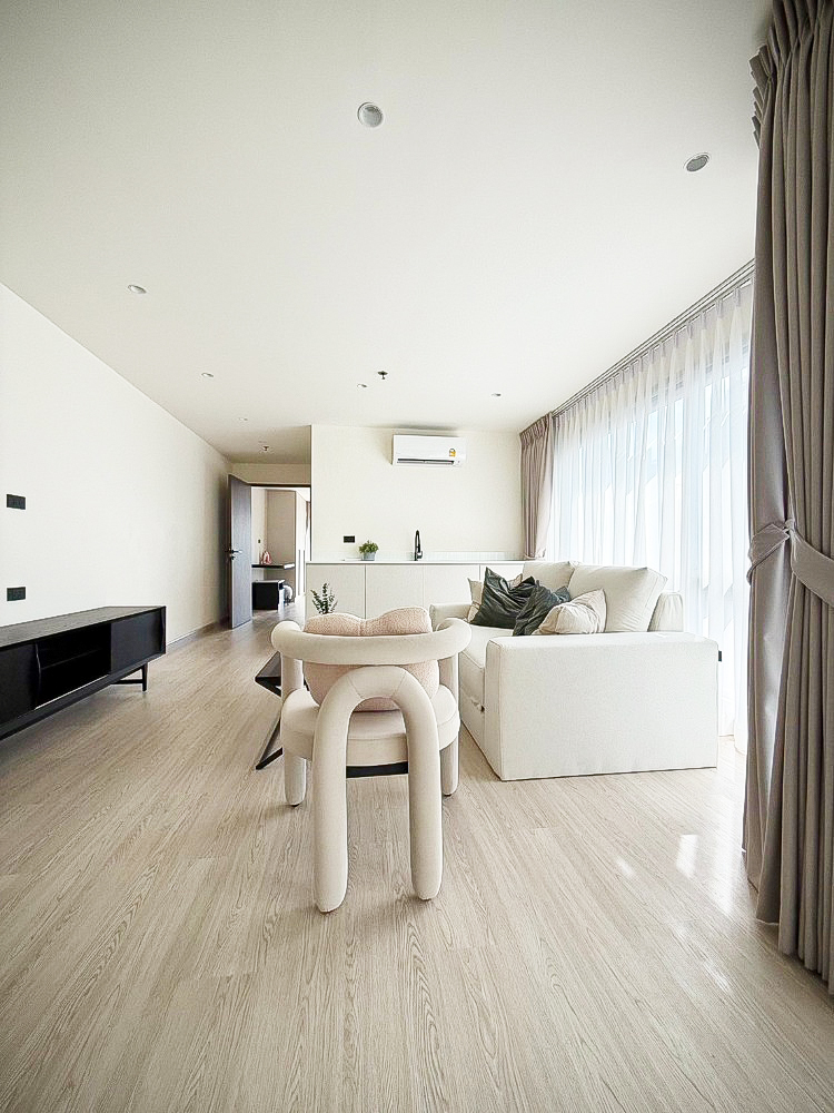 ขายคอนโดนานา : 50 Sqm one bedroom, one bath room