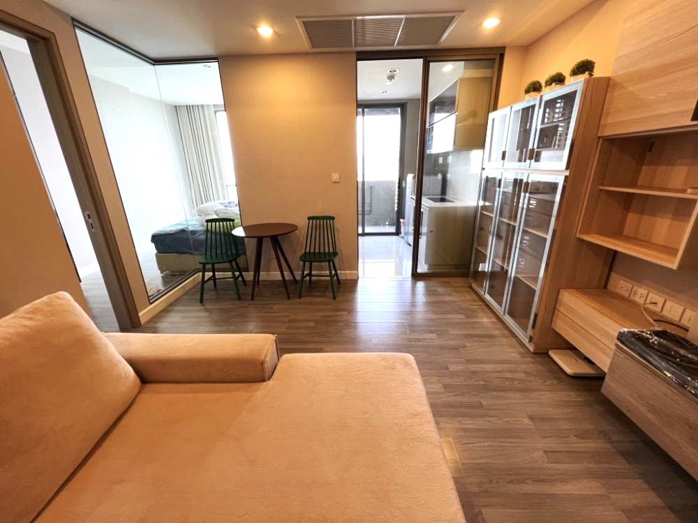 For RentCondoSiam Paragon ,Chulalongkorn,Samyan : Condo for rent: The Room Rama 4 (MRT Hua Lamphong) (SA-01)