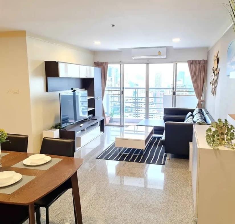 For RentCondoSukhumvit, Asoke, Thonglor : Waterford Diamond, large room 83 sq m., corner room, near BTS Phrom Phong