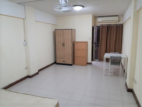 For SaleCondoRatchadapisek, Huaikwang, Suttisan : For sale: Ratchada City Condo, Pracharat Bamphen 7