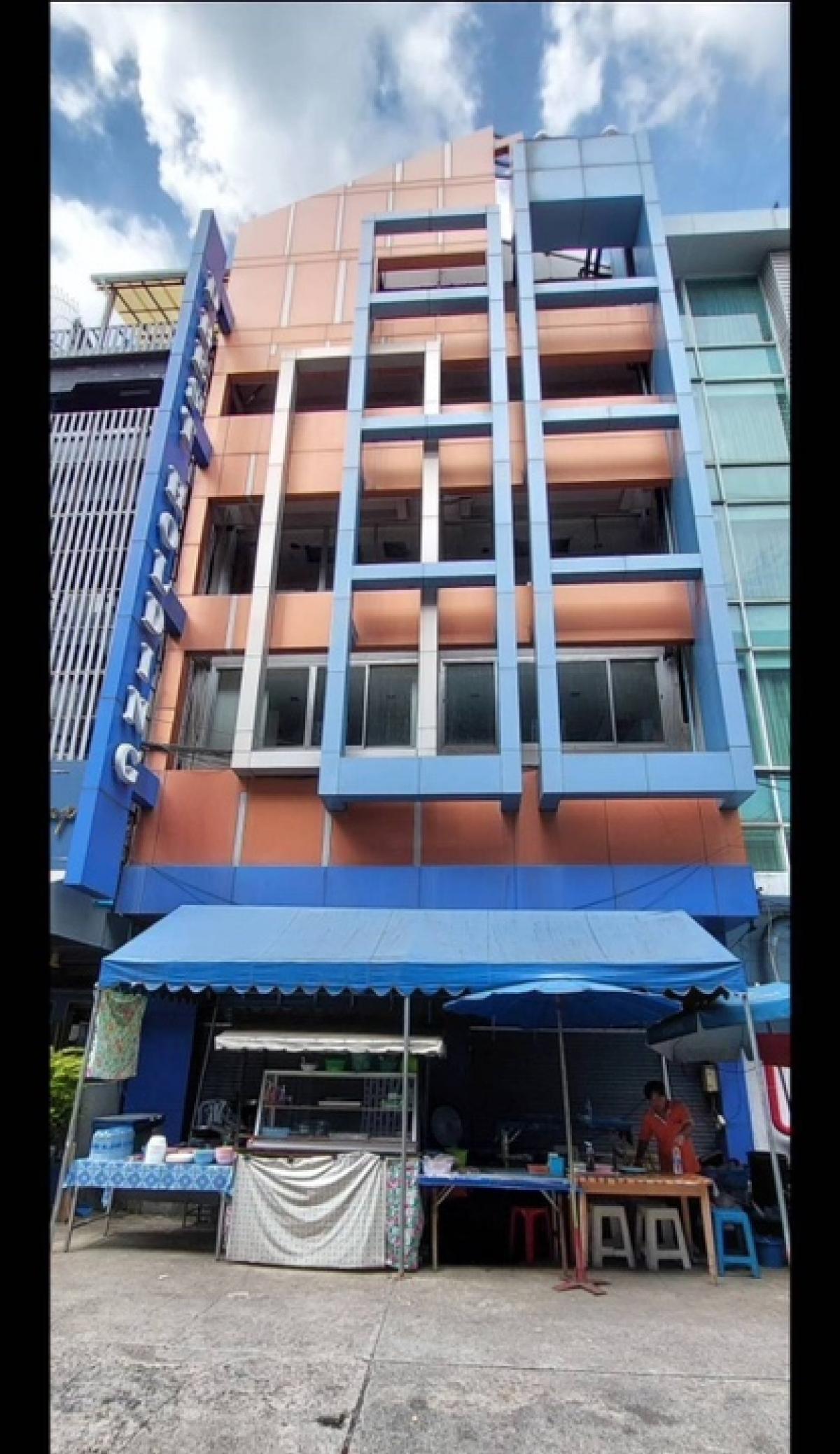 For RentShophouseSukhumvit, Asoke, Thonglor : Rental : Commercial Building In Asoke , 4 Storeys , 600 sqm ปล่อยเช่า อาคารพาณิชย์ใน อโศก ตึก  4 ชั้น , ขนาด 600 ตรม เหมาะ ทำ Hostel / ร้านนวด / สปา และ ออฟฟิศ ** Hostel / Massage Shop / Spa / Office etc ** 🔥🔥Rental price : 220,000 THB / month 🔥🔥