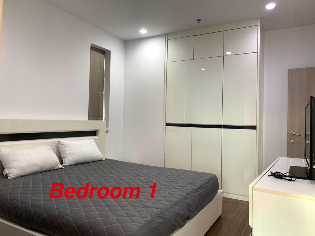 For RentCondoRama9, Petchburi, RCA : 🛏🛏 For rent, Supalai Place@Asoke, large room, size 65 sqm. Floor 25, 2 bedrooms, 1 bathroom, decorated with beautiful furniture, separate kitchen South balcony (SWU side view) 🌈