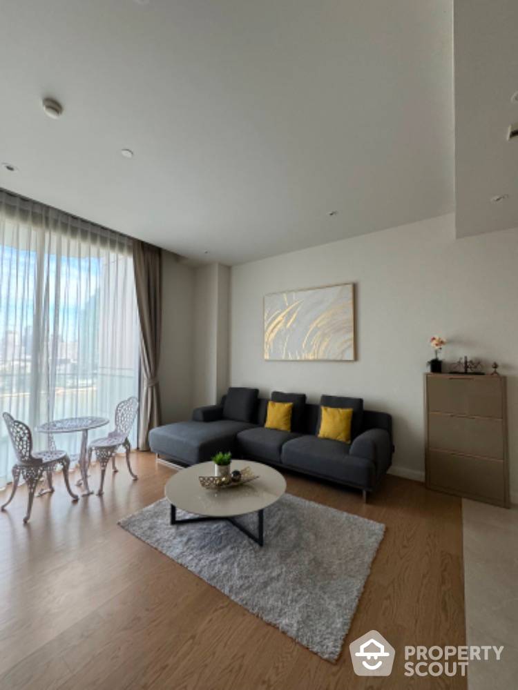 For SaleCondoWongwianyai, Charoennakor : 1-BR Condo at Magnolias Waterfront Residences near BTS Saphan Taksin