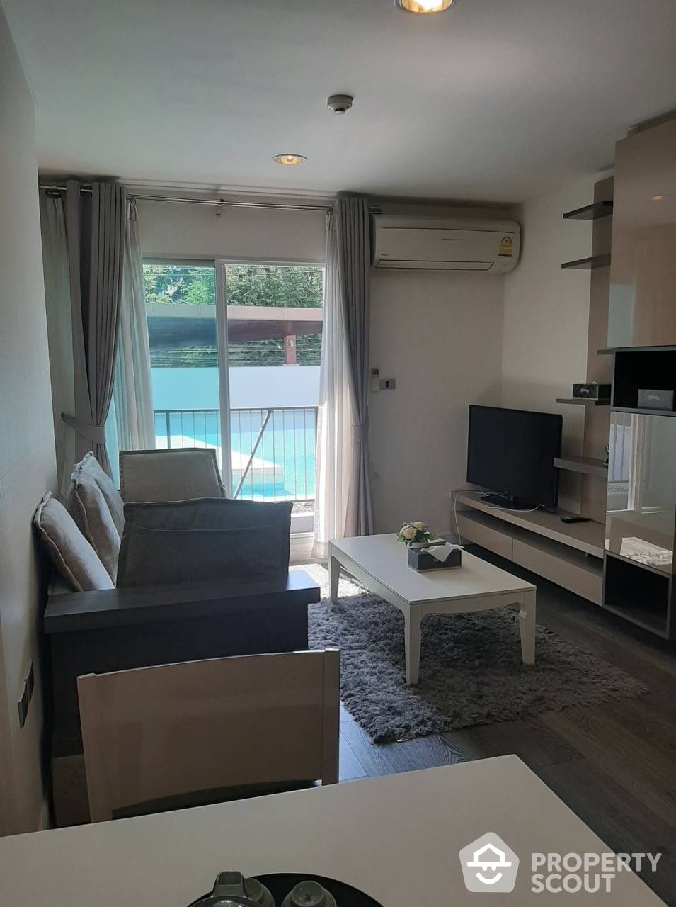 For RentCondoSukhumvit, Asoke, Thonglor : 1-BR Condo at The Crest Sukhumvit 49 near BTS Thong Lor