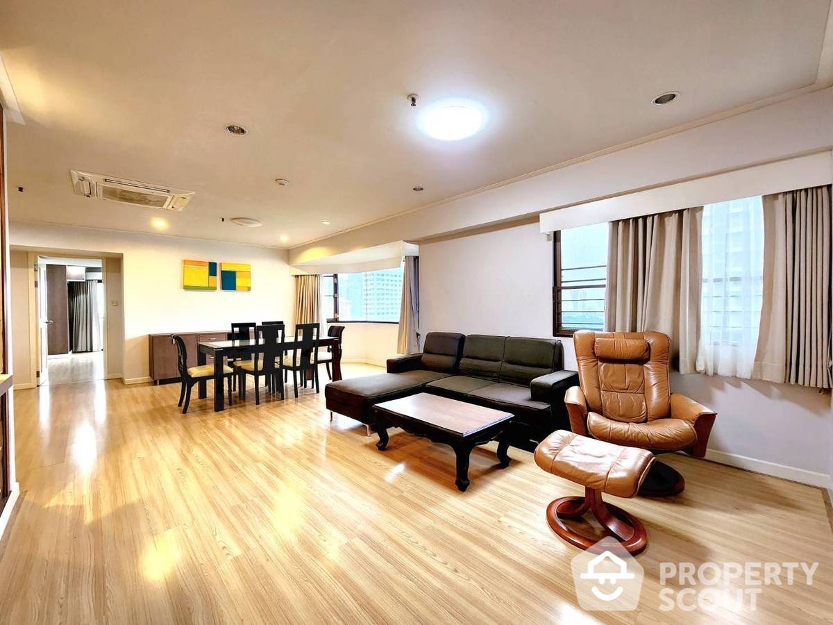 ขายคอนโดสุขุมวิท อโศก ทองหล่อ : คอนโด 2 นอน at Baan Suanpetch Condominium ใกล้ BTS พร้อมพงษ์