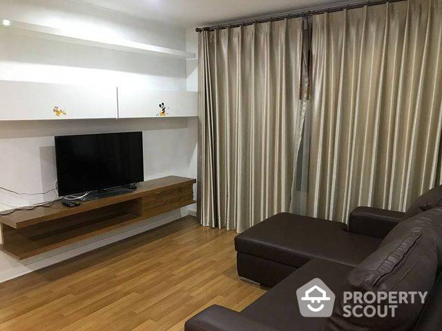 For SaleCondoSapankwai,Jatujak : 2-BR Condo at Lumpini Place Phahol-Saphankhwai near BTS Saphan Khwai