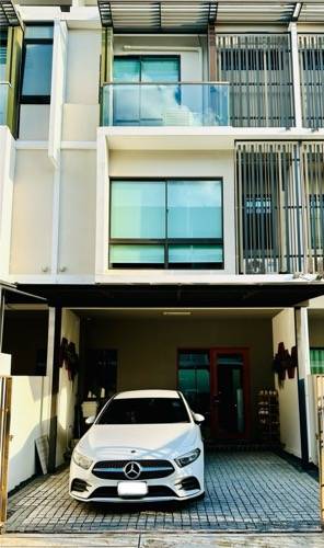 For SaleTownhouseKaset Nawamin,Ladplakao : Townhouse for sale, 21.9 sq m, Landmark Ekkamai Ram Intra