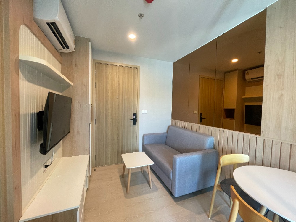 For RentCondoVipawadee, Don Mueang, Lak Si : Noble New Connect Don Mueang / Building C, 10th floor, size 25 sq m.