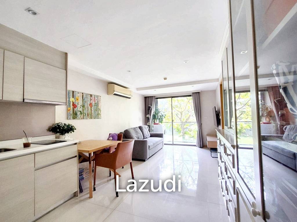 For RentCondoSukhumvit, Asoke, Thonglor : 1 Bedroom 1 Bathroom 45 SQ.M SOCIO Reference 61