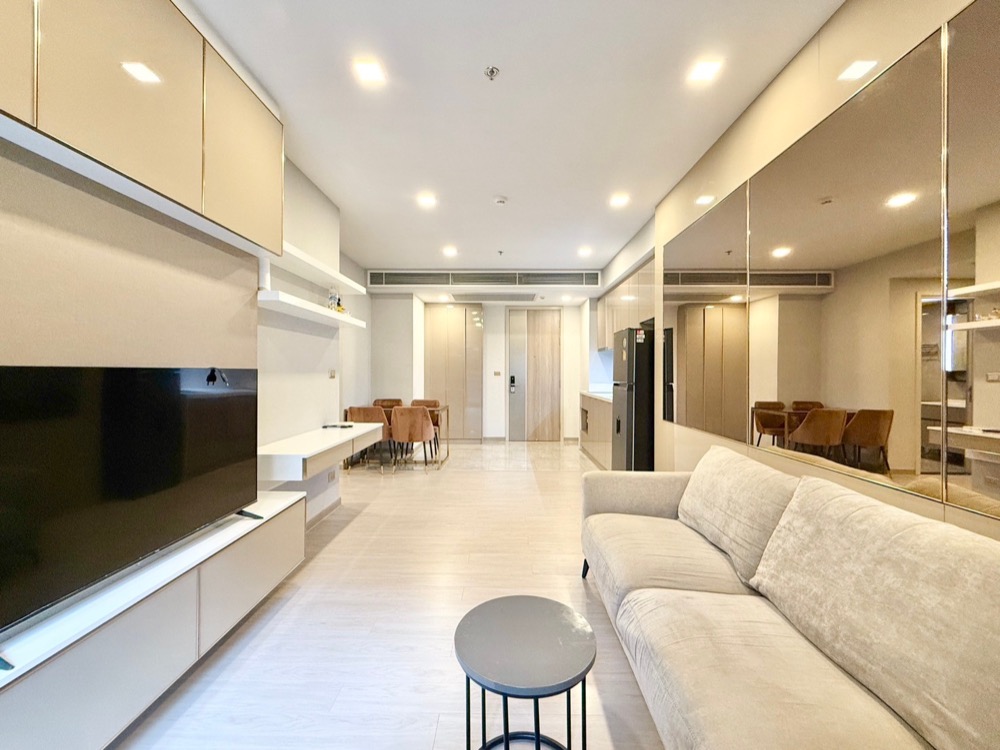 For RentCondoRama9, Petchburi, RCA : Urgent for rent 📌 One 9 Five, 2 bed 2 bath 68 Sq.m. Very good price, beautiful room, ready to move in, call 092-2462653 Donut