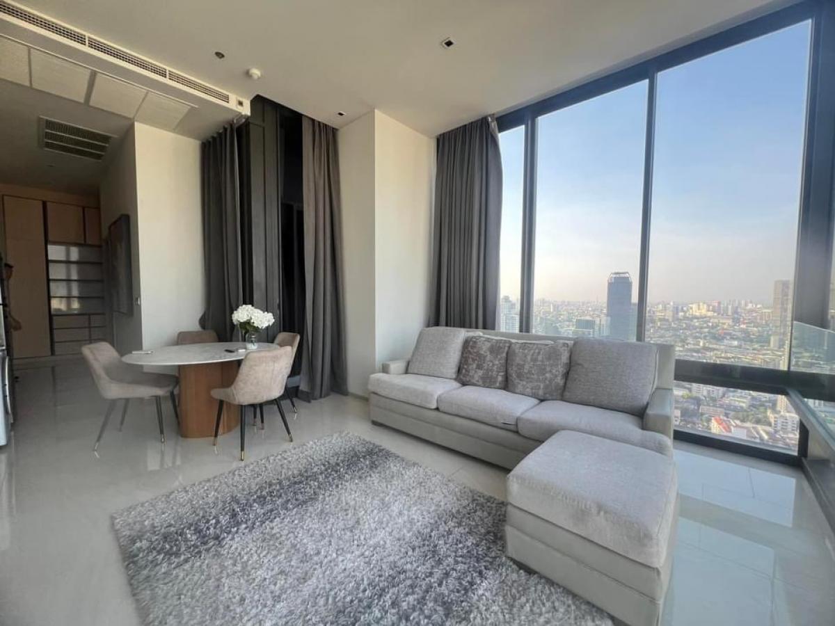 For RentCondoSilom, Saladaeng, Bangrak : FOR RENT : BRAND NEW LUXURY HIGH FLOOR 2 BEDROOMS of ASHTON SILOM