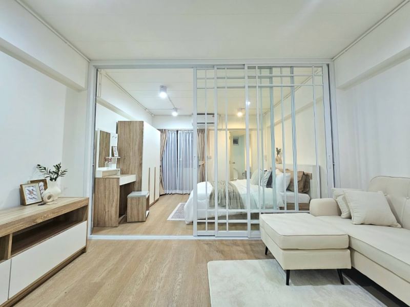 For SaleCondoLadprao101, Happy Land, The Mall Bang Kapi : 🌟⭐️ Studio One, beautiful room, screaming beauty || Book today* Free full set of furniture* Newly renovated condo, ready to move in, good location in Lat Phrao area - Ram Intra Expressway 🌟⭐️