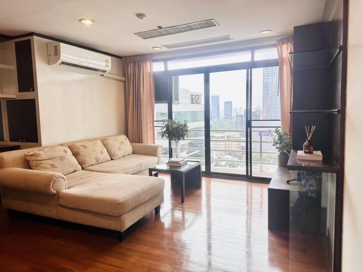 For RentCondoWitthayu, Chidlom, Langsuan, Ploenchit : For urgent rent: The Royal Place 2, close to Central World and BTS Ratchadamri